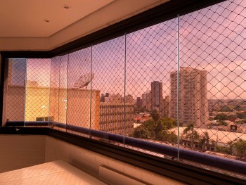 Empresa Especializada em Envidraçamento de Sacada